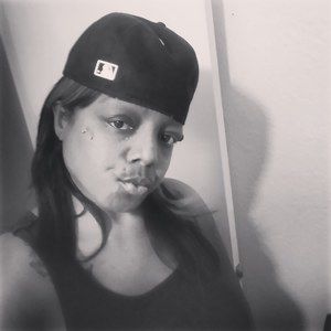 Meet your Posher, Gloria